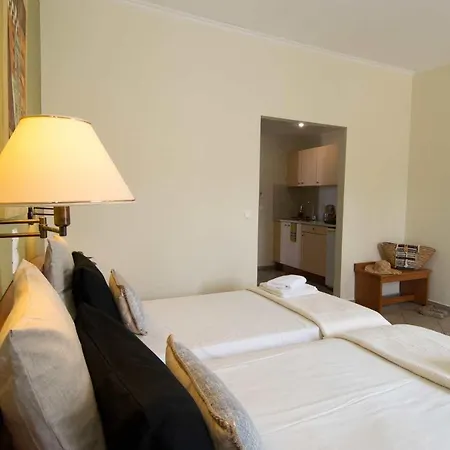 Spira & In The Heart Of * لاغاناس