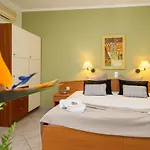 Apartment Spira & In The Heart Of Laganas