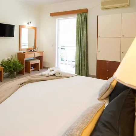 Spira & In The Heart Of * Laganas